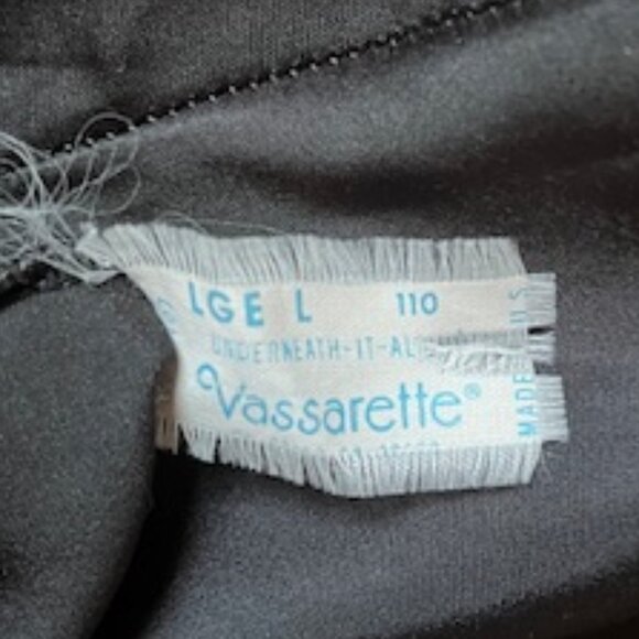 Lily of France & Vassarette 1980's Vintage Half Slips - Picture 14 of 15